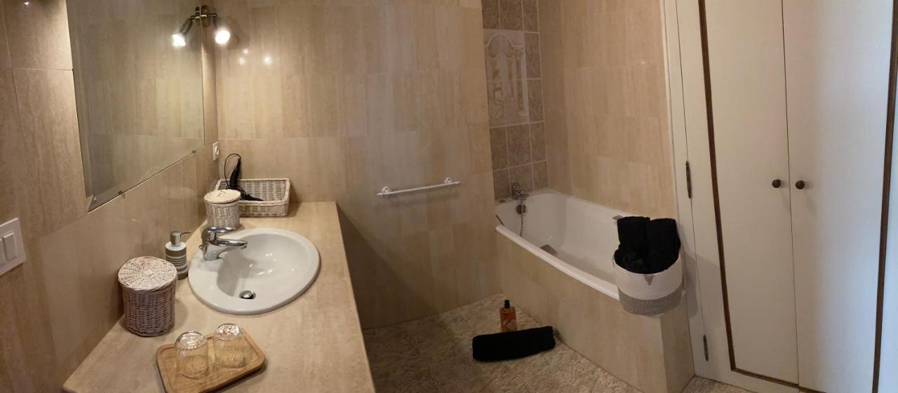 Le Chai De La Rose Spa Et Seances Bien Etre Doué-la-Fontaine Dış mekan fotoğraf